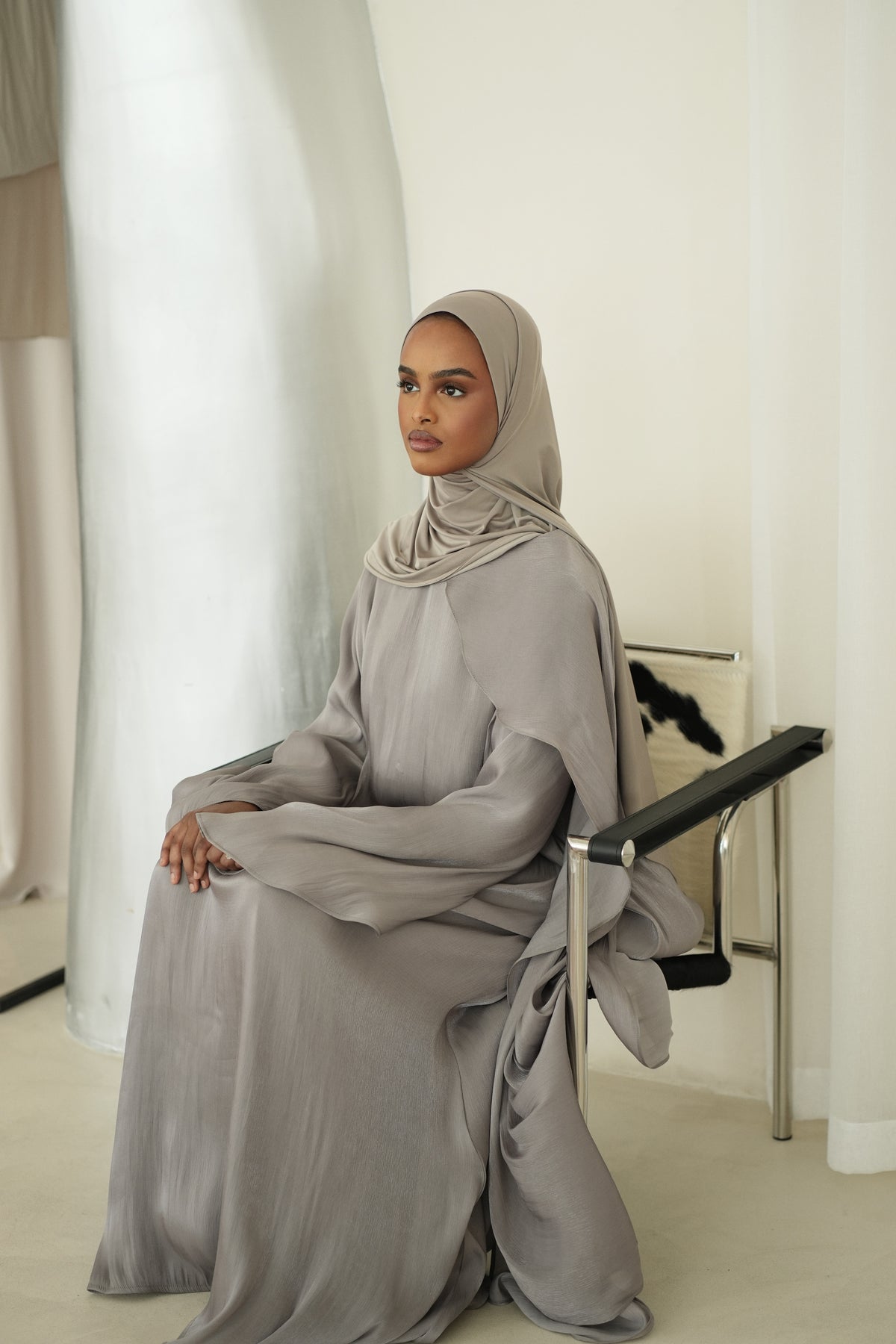 Das Veil Kleid - Aschtaupe