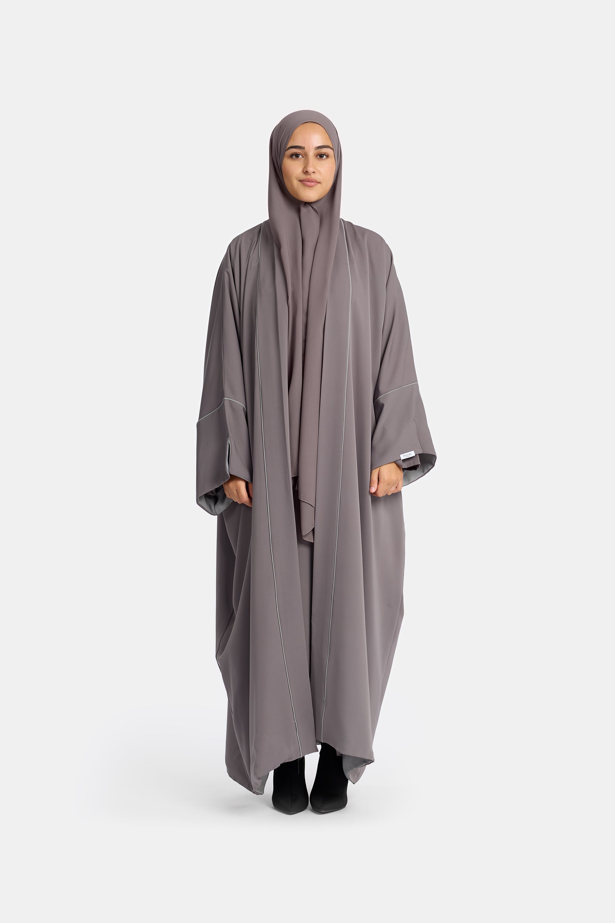The Timeless Abaya Moon Grey