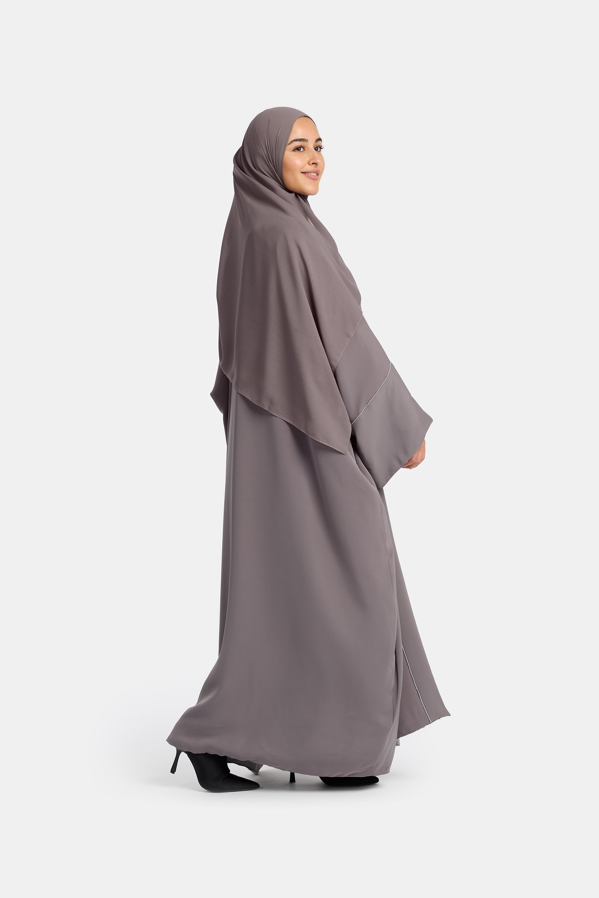 The Timeless Abaya Moon Grey