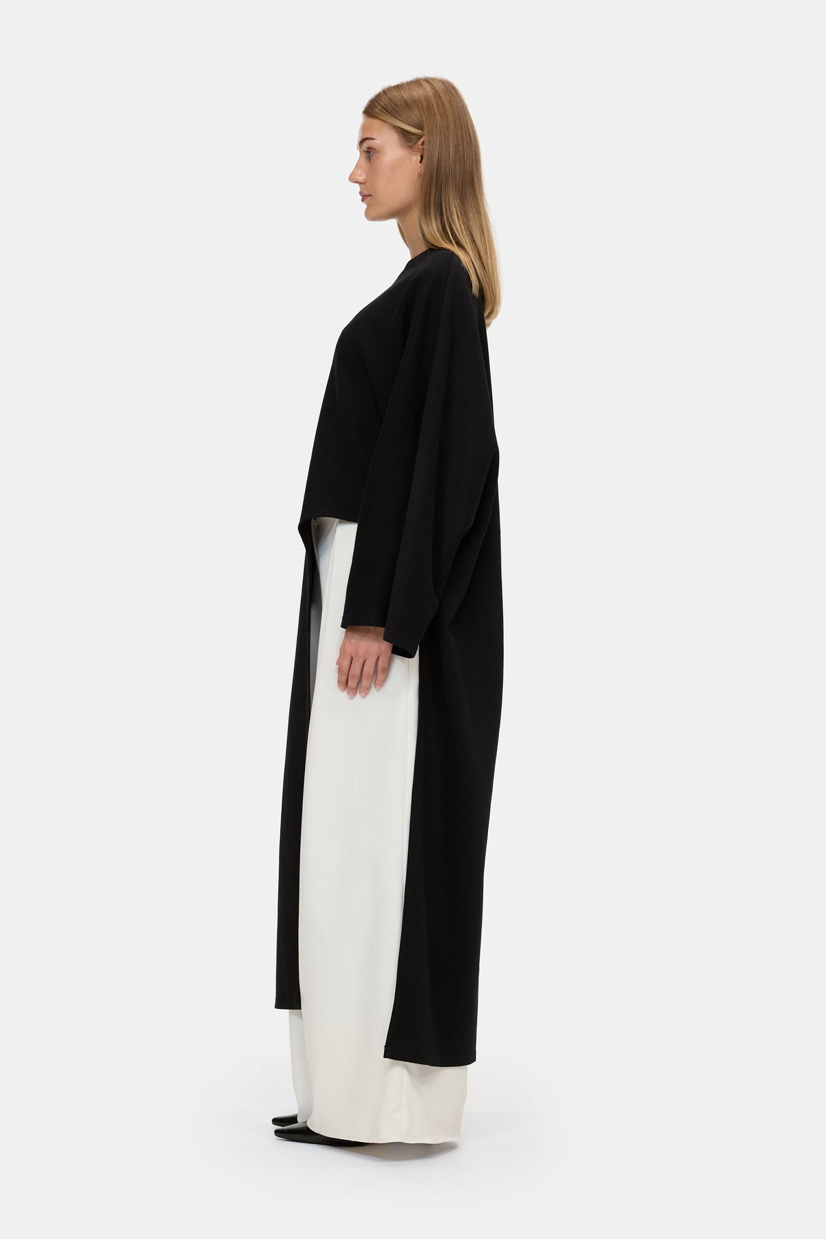 The Unique Set in Black, side